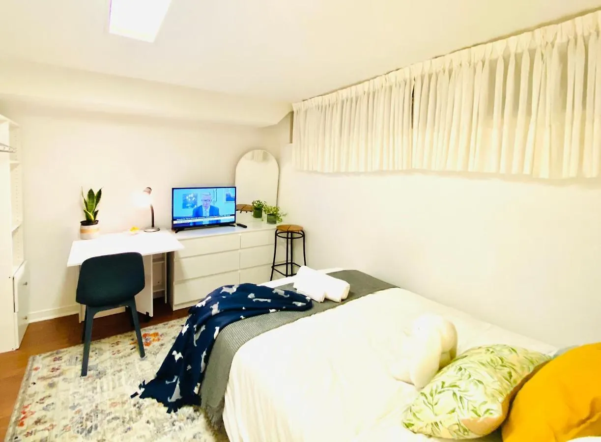 Toronto Bed & Breakfast - Free Parking 0*,  Kanada